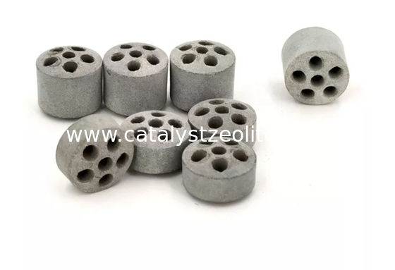 Οι υδρογονάνθρακες και το νερό μετατρέπονται στο υδρογόνο, μονοξείδιο του άνθρακα, σωληνοειδής ανασχηματίζοντας καταλύτης διοξειδίου του άνθρακα